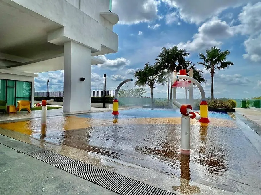 Premio Southkey 3Br Suite Wifi Yt Netflix Seaview Johor Bahru Apartment