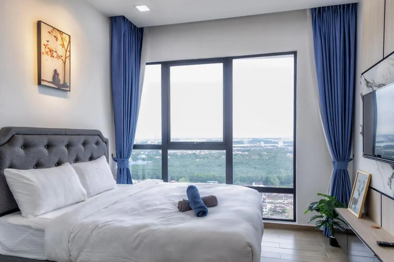 Apartment Premio Southkey 3Br Suite Wifi Yt Netflix Seaview Johor Bahru