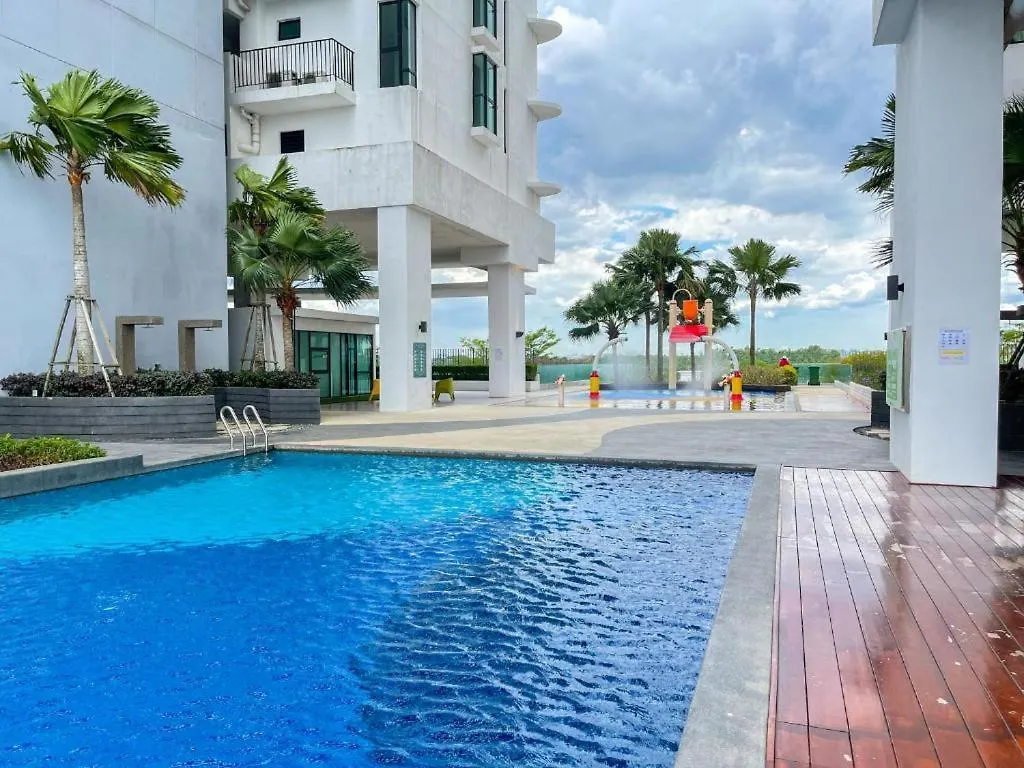 Apartment Premio Southkey 3Br Suite Wifi Yt Netflix Seaview Johor Bahru